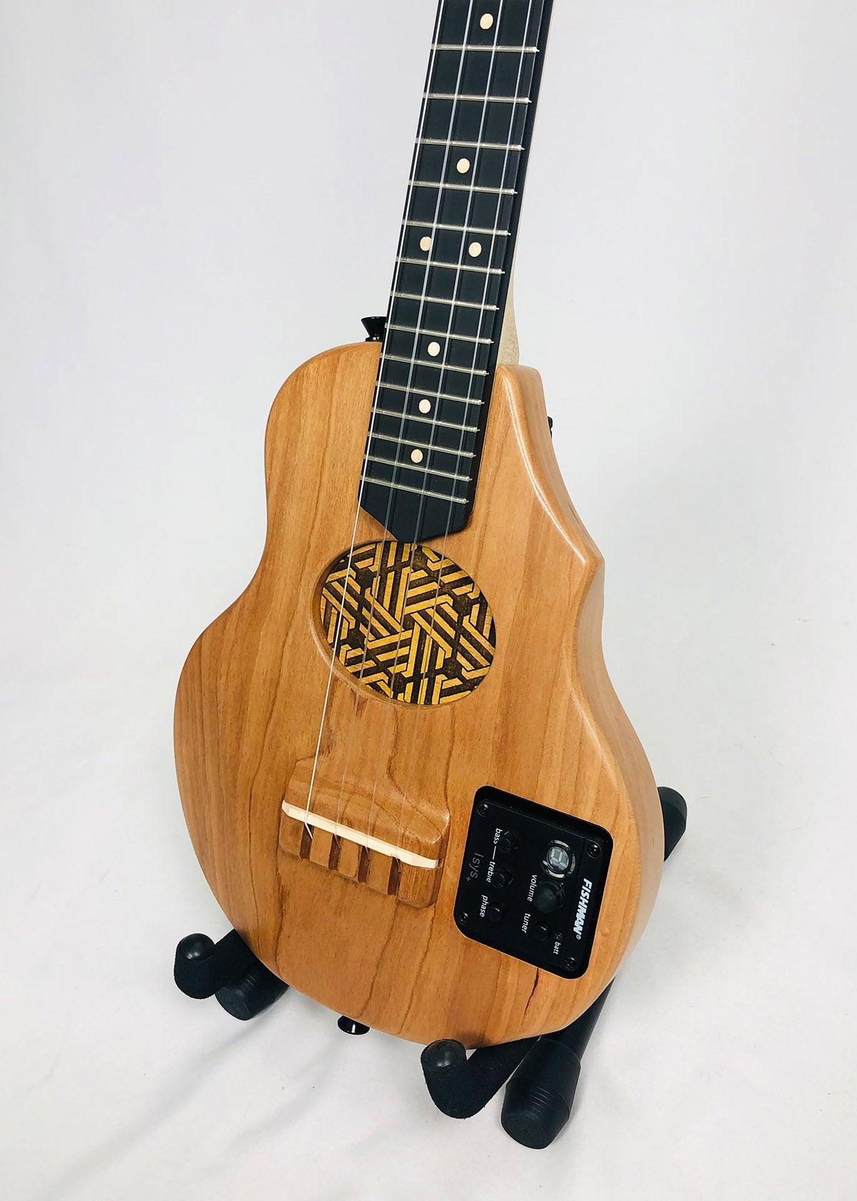 
                  
                    Sparrow Raven Nylon String Tenor Electric Ukulele
                  
                