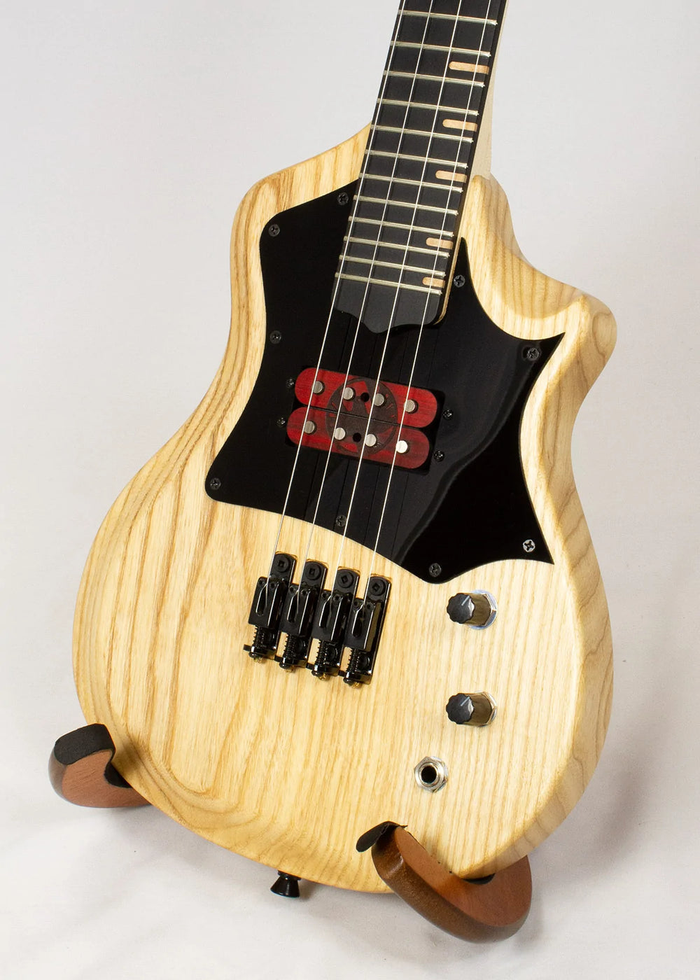 Steel string discount baritone ukulele