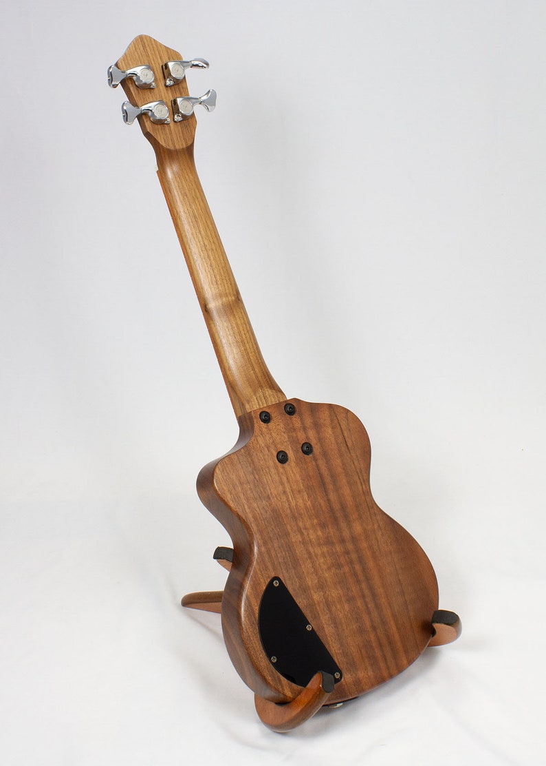 Sparrow Thunderbird Flamed Maple Semi-Hollow Steel String Tenor Electr –  sparrowukulele