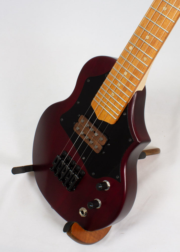 
                  
                    Sparrow Thunderbird 5-string Black Cherry Steel String Tenor Electric Ukulele (Ships in 14 days)
                  
                